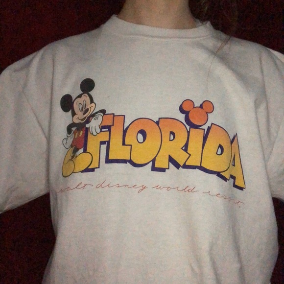 Vintage Mickey Mouse shirt - Picture 2 of 8